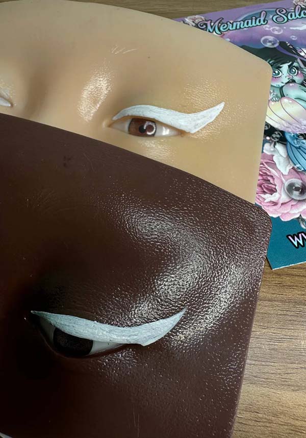 Crybaby Snow White | EYELINER