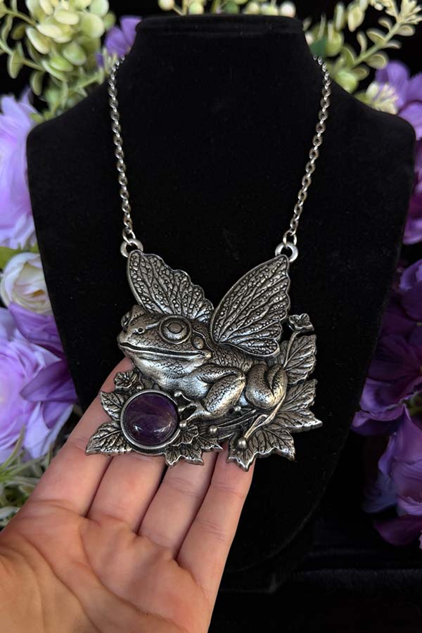 Fairy Frog | NECKLACE