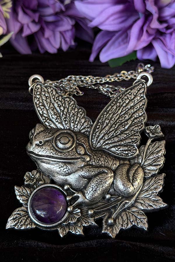 Fairy Frog | NECKLACE