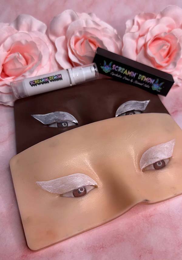 White | EYESHADOW BASE