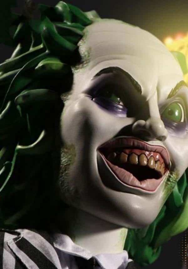 Beetlejuice: 15" Mega Scale | FIGURE*