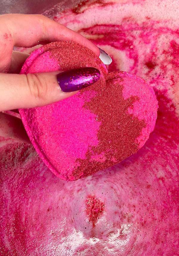 Cult [Strawberry] | HEART BATH BOMB
