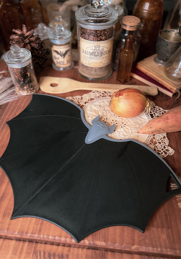 Batty | FOLDABLE CUTTING BOARD