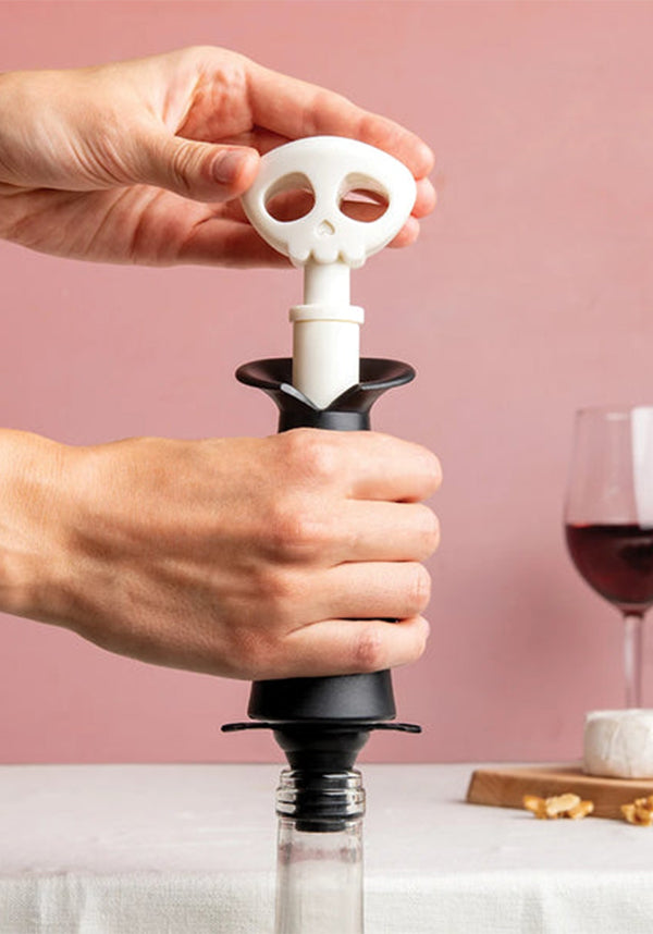 Spookelier | WINE STOPPER