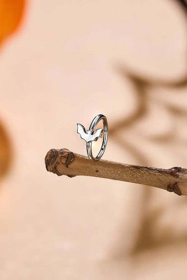 Polished Bat Segment Nostril | RING