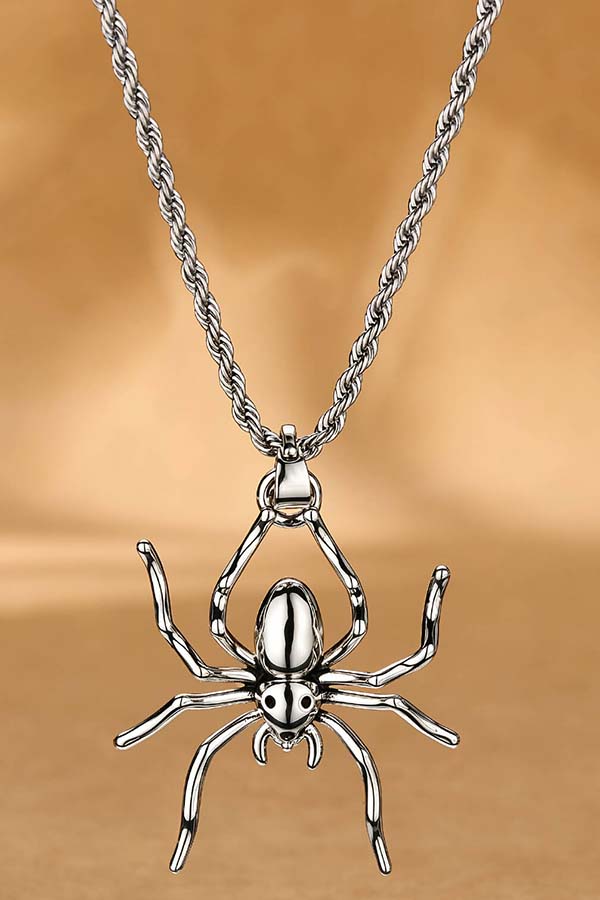 Sculptural Spider | PENDANT NECKLACE