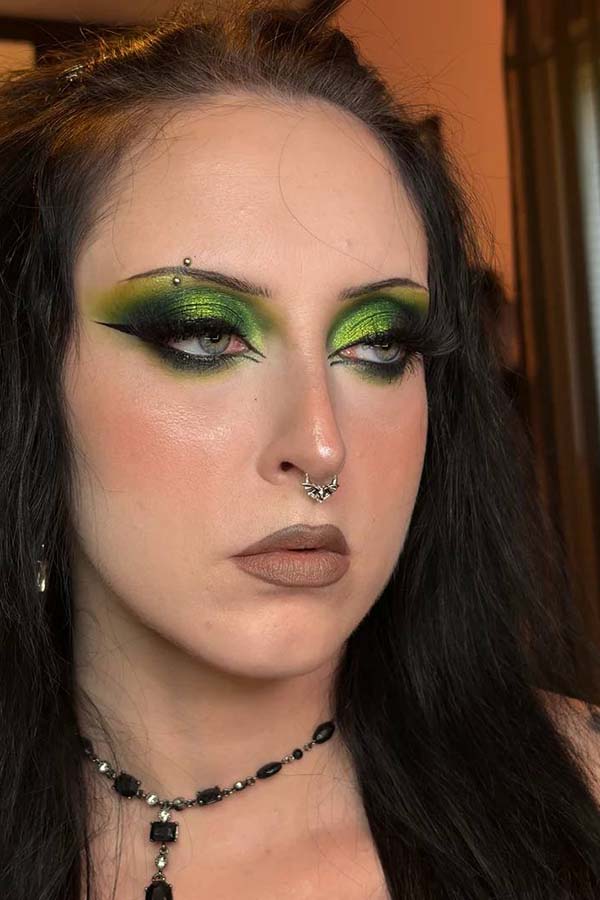 Skull Moth Segment Septum | RING [8mm]