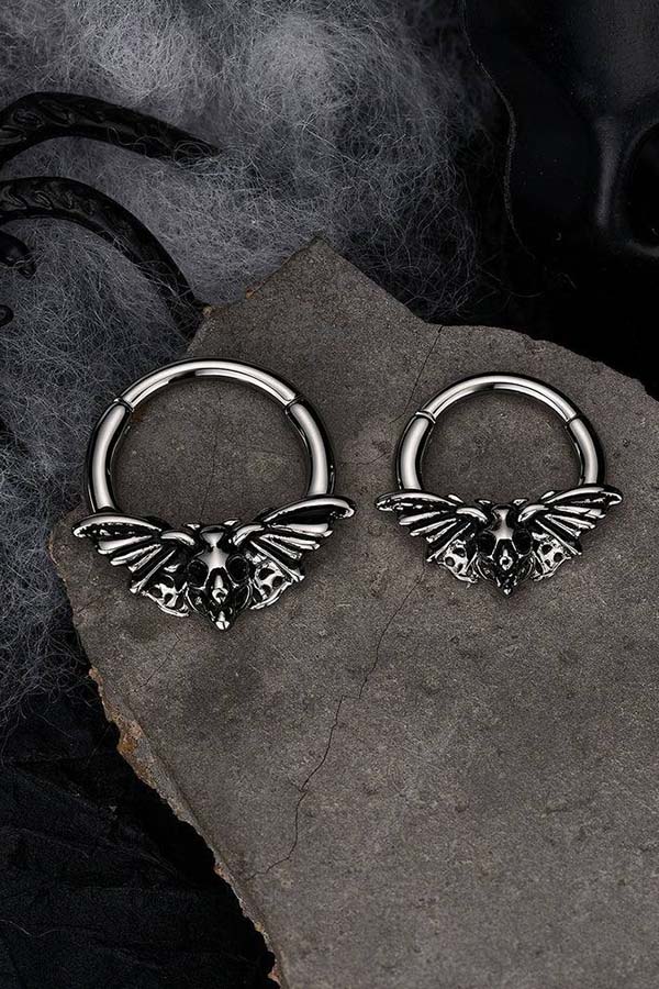 Skull Moth Segment Septum | RING [8mm]