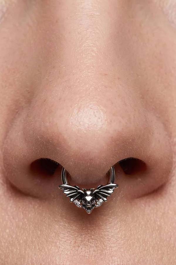 Skull Moth Segment Septum | RING [10mm]