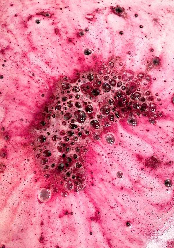 Crescent Moon [Blood Red] | BATH BOMB