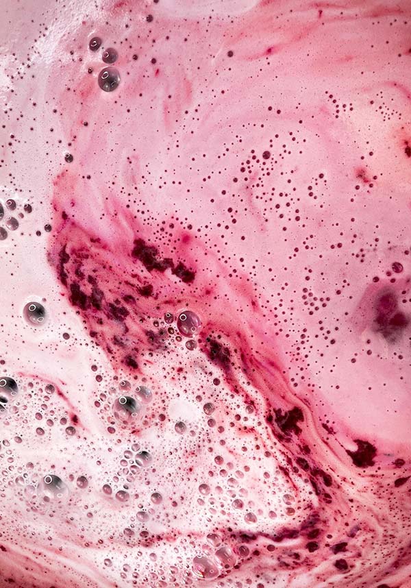 Crescent Moon [Blood Red] | BATH BOMB