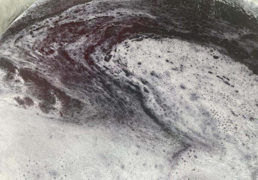 Heart [Black] | BATH BOMB