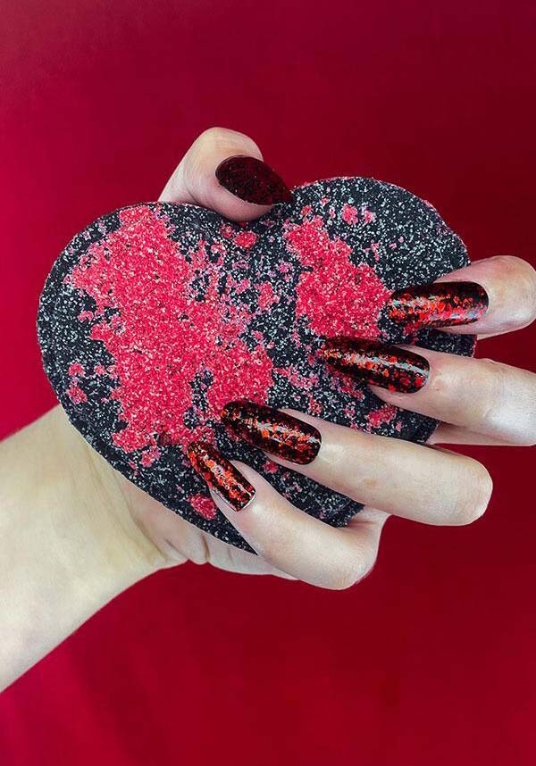 Heart [Red &amp; Black] | BATH BOMB