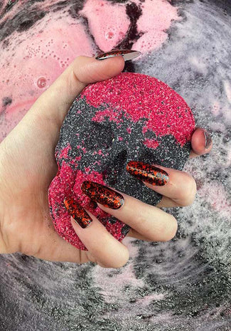 Skull [Red & Black] | BATH BOMB