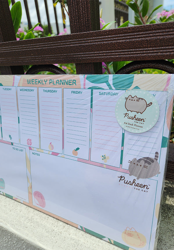 Pusheen: Botanical | A4 DESK PAD