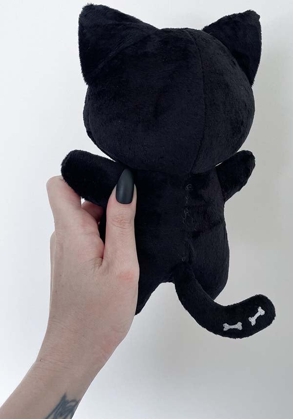 Omen | PLUSH