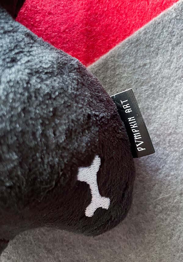Omen | PLUSH