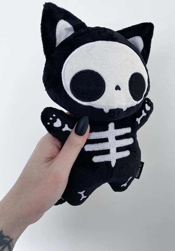 Omen | PLUSH