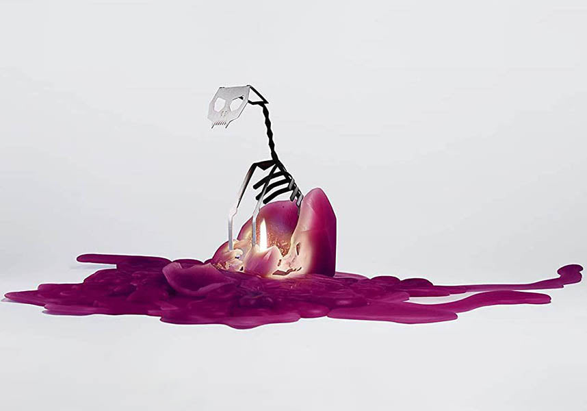 Kisa [Burgundy] | CANDLE