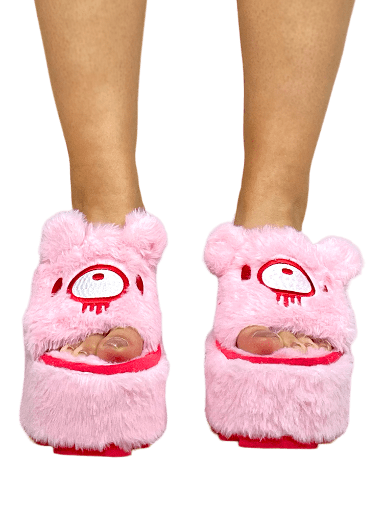 Qozii Gloomy Bear [Pink] | PLATFORM SLIDES