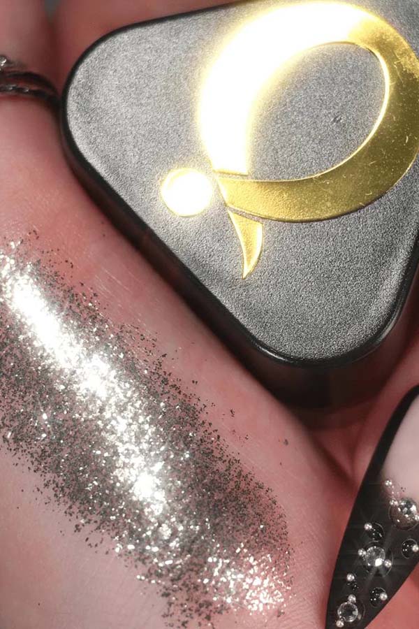 Silver Mirror | EYESHADOW PIGMENT
