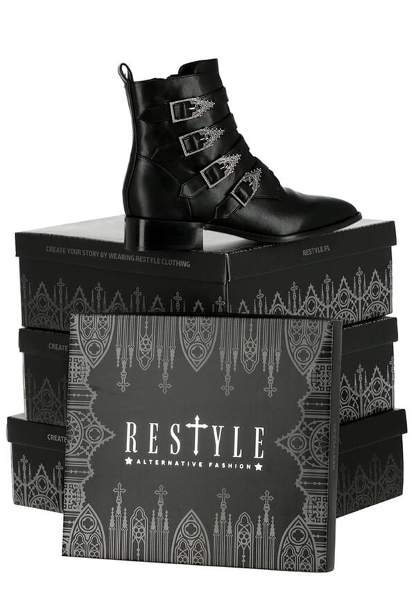 Cathedralis Buckle Pikes | BOOTS*