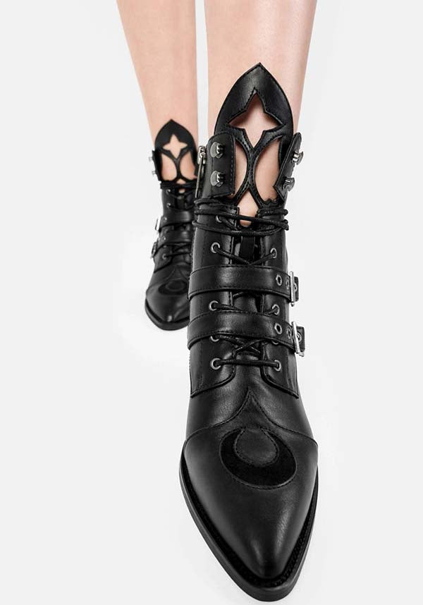 Moonstruck | BOOTS*
