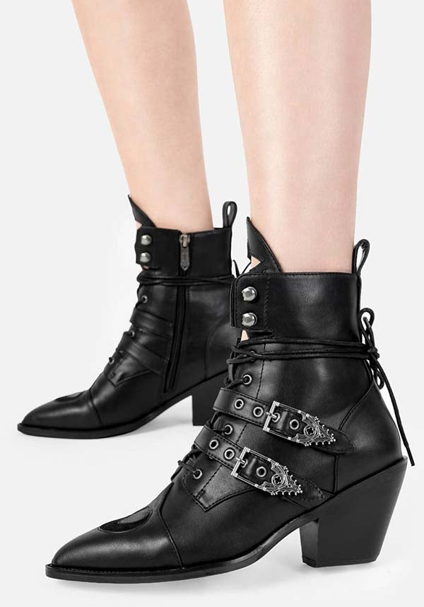 Moonstruck | BOOTS*