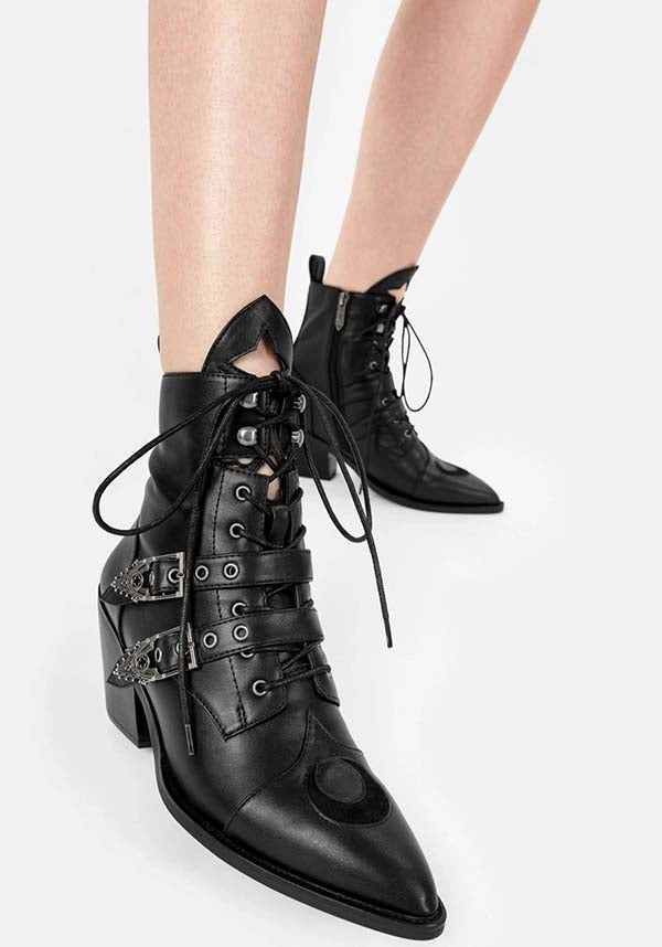 Moonstruck | BOOTS*