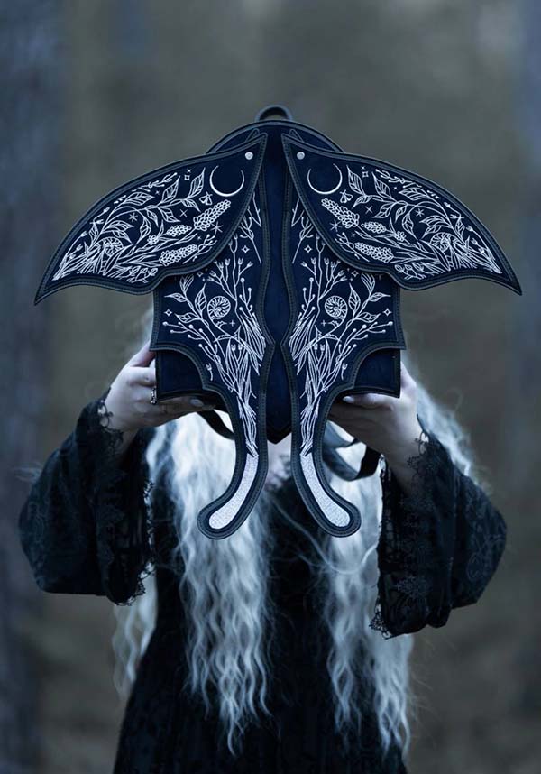 Restyle Umbra Noctis Moth - Image 15