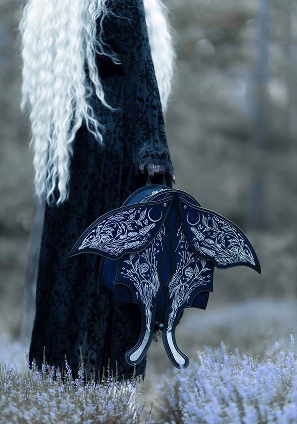 Restyle Umbra Noctis Moth - Image 20