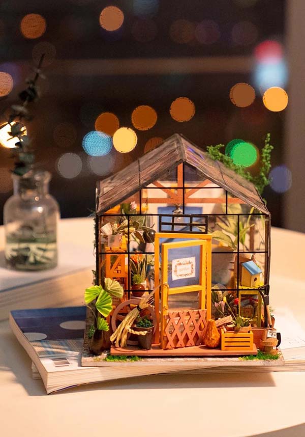 Cathy&#39;s Flower House | DIY MINIATURE GREENHOUSE
