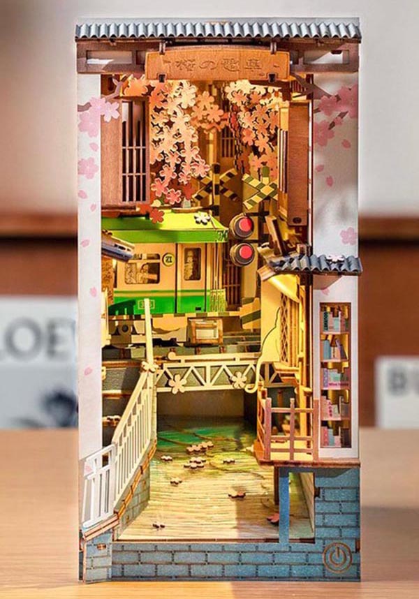 Sakura Desnya | 3D DIY MINIATURE HOUSE BOOK NOOK