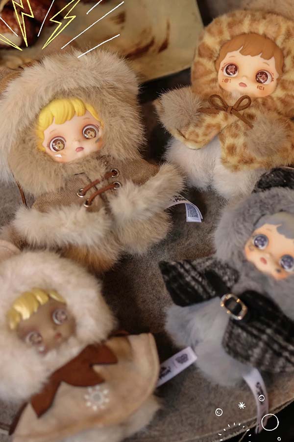 Sinck Mua Materialism | PLUSH KEYCHAIN [BLIND BOX]