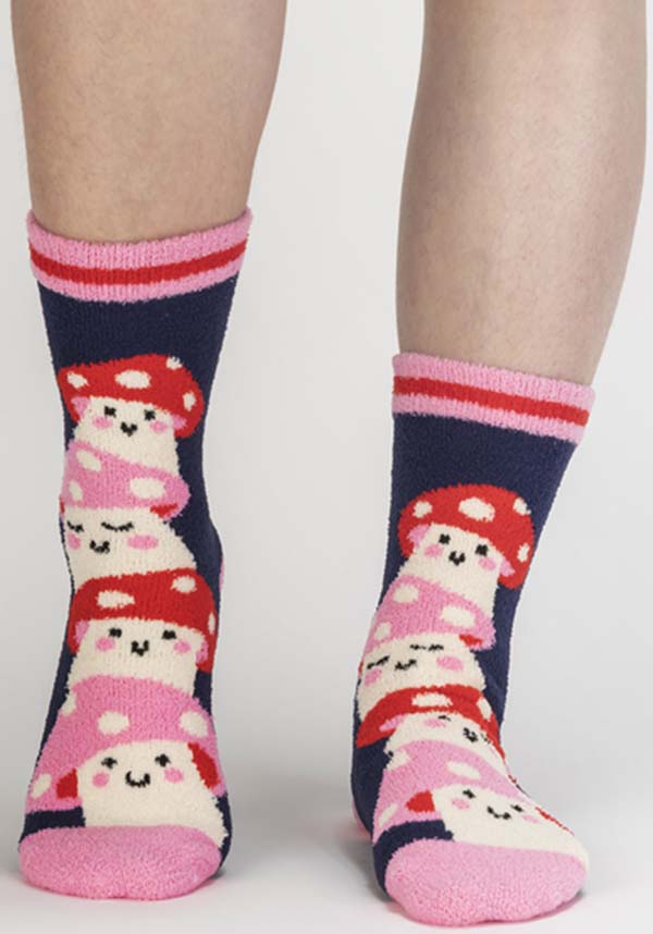 Magic Mushrooms | CREW SLIPPER SOCKS*