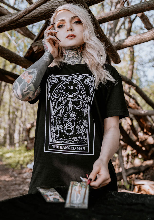 Hanged Man Oracle | TEE
